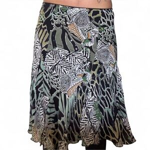 Flowy Abstract Patterned Women's Skirt